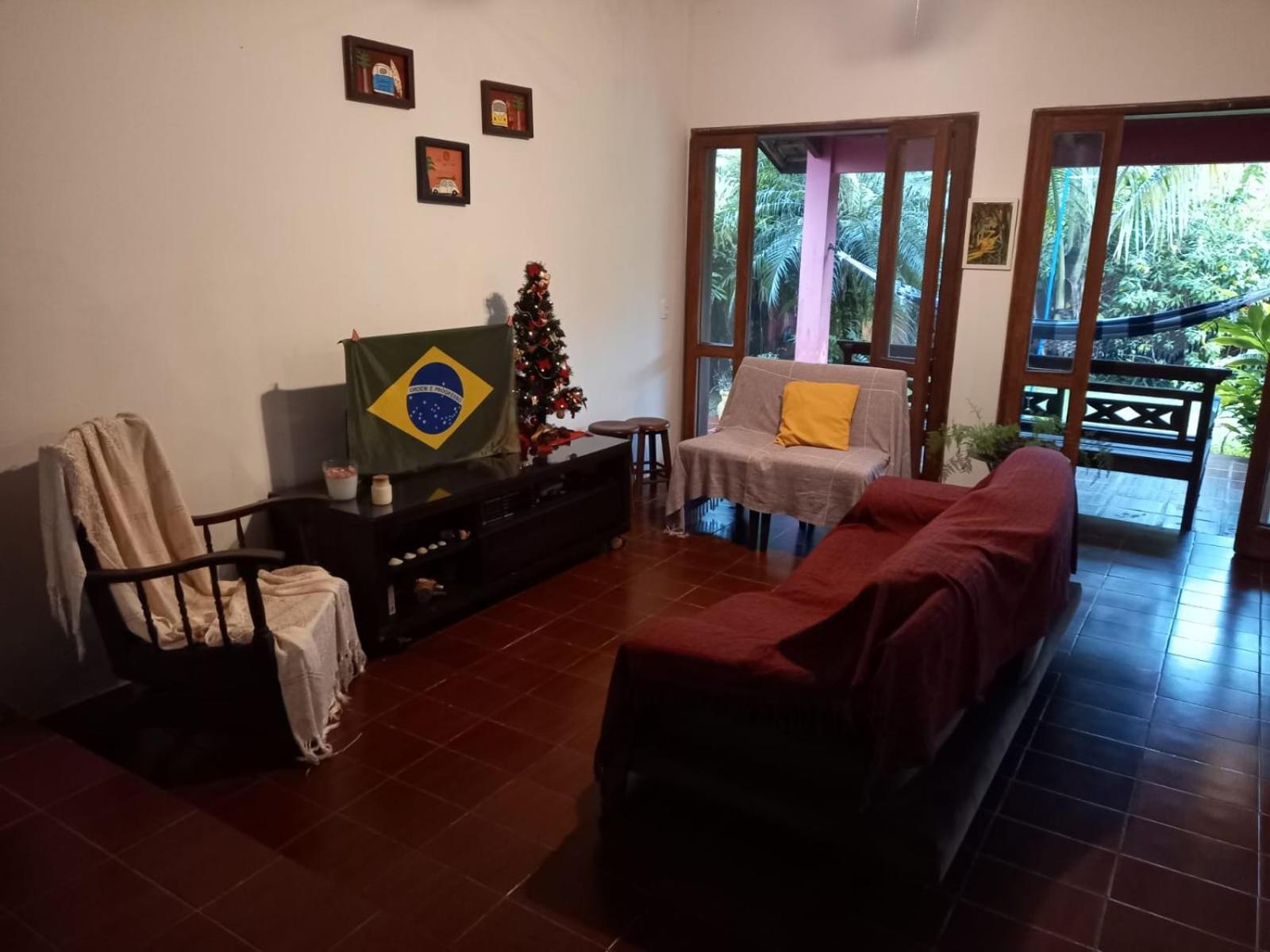 Ubatuba Surf Hostel, Apenas A 60 Metros Da Praia Da Lagoinha! Bagian luar foto
